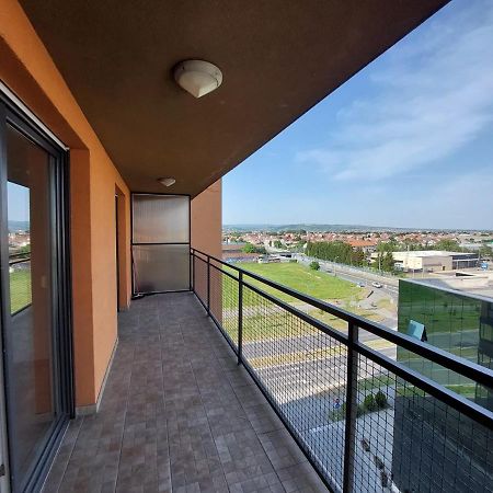 Med Man Apartmani Slavonski Brod Exterior foto