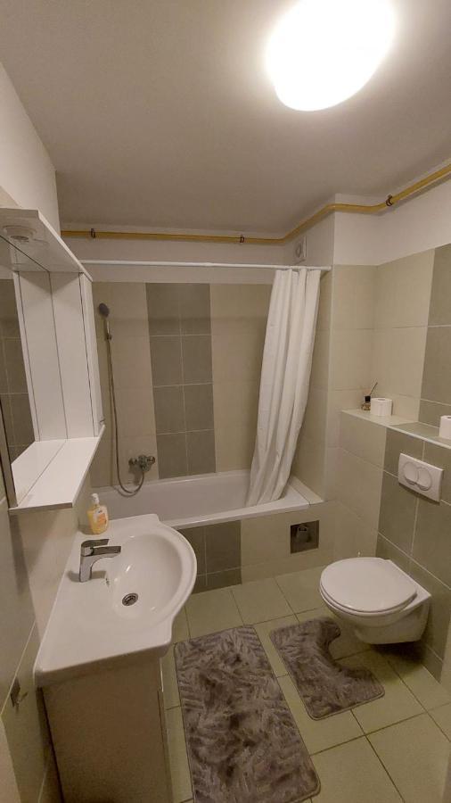 Med Man Apartmani Slavonski Brod Exterior foto