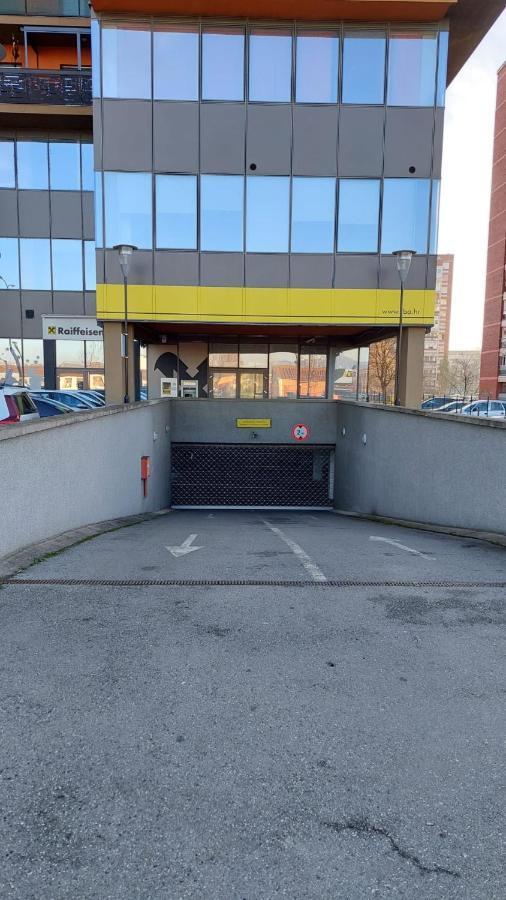Med Man Apartmani Slavonski Brod Exterior foto